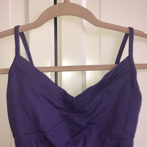 Super Flattering Bloch Leotard - Picture 3 of 7